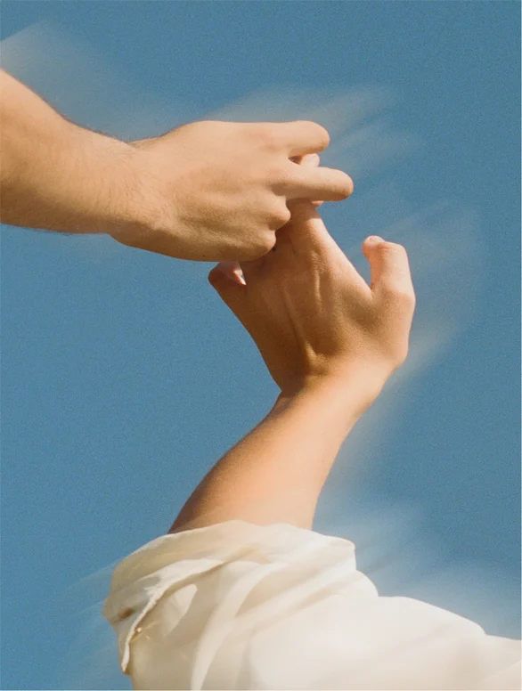 double main-saniva Stick Solaire Minéral à l'Huile de Jojoba